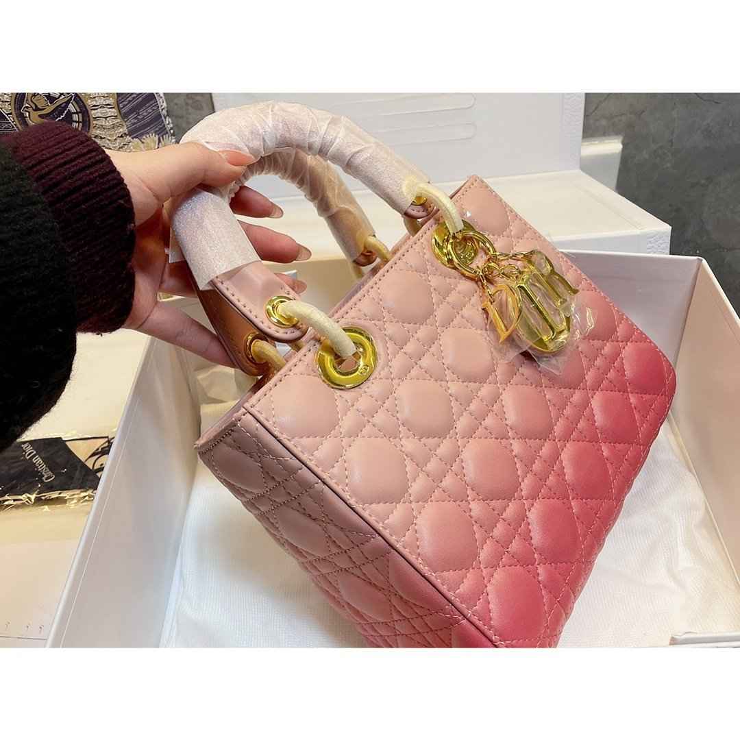 VL - Luxury Edition Bags DIR 195