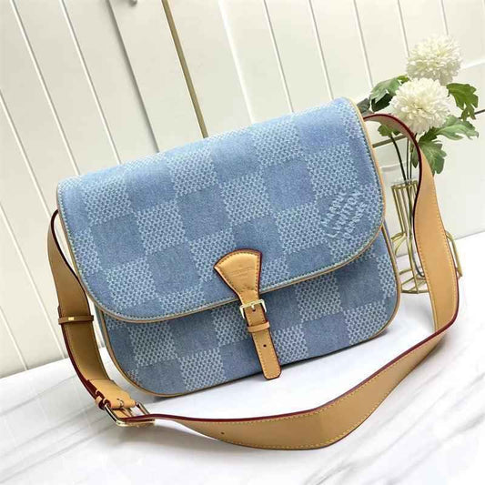 Sneakernational LuVi Paris Bag M40743