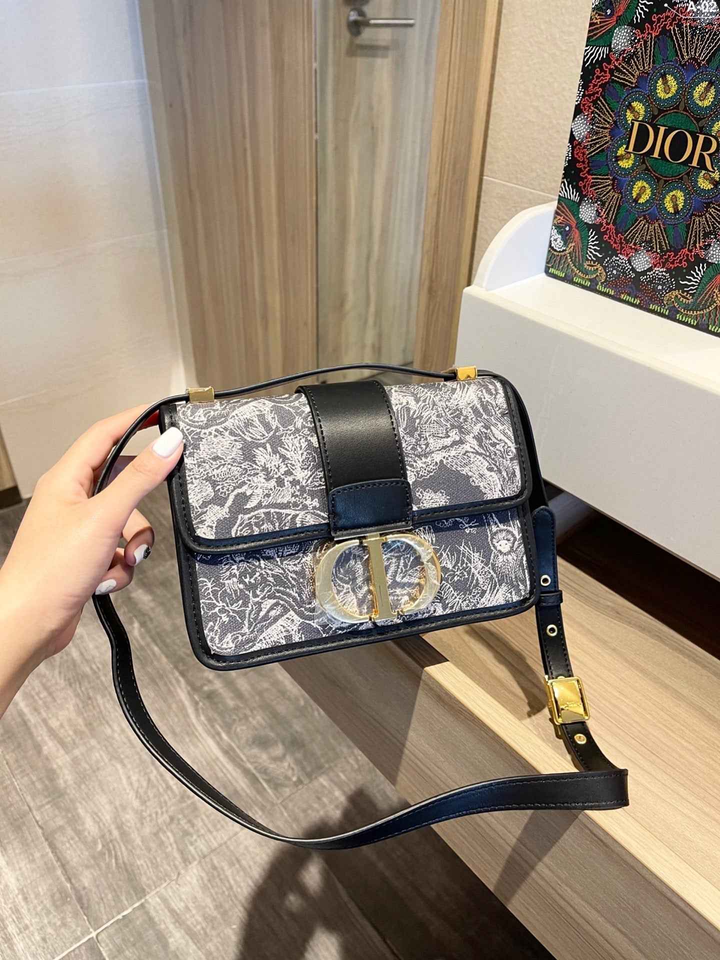 VL - Luxury Edition Bags DIR 316