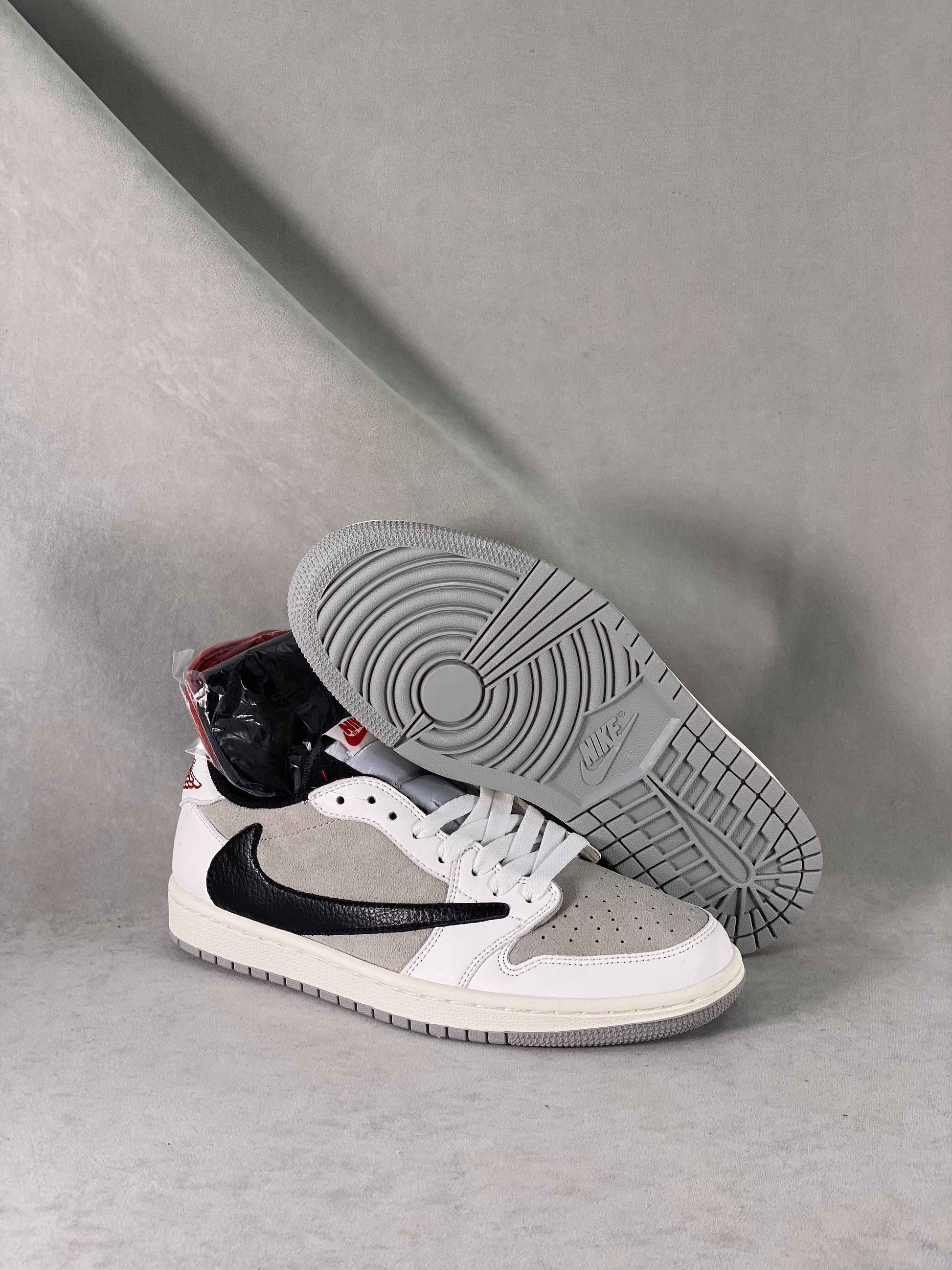 Custom Travis Scott x Fragment x Air Jordan 1 Low DM7866 162 - Exclusive Travis Scott Fragment Air Jordan 1 Release