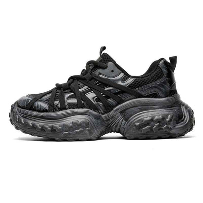 S8888 Black Tire Sneakers