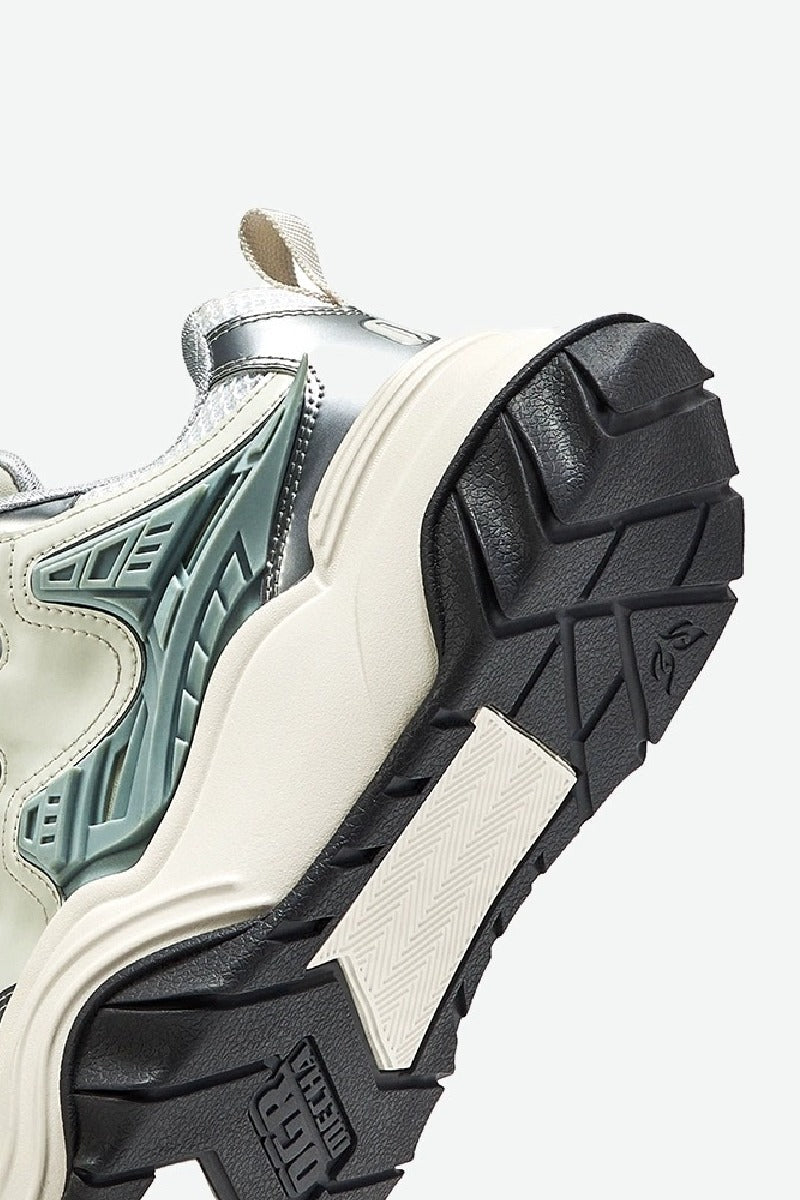 Wave Runner Platform Chunky Sneakers - Wolvess