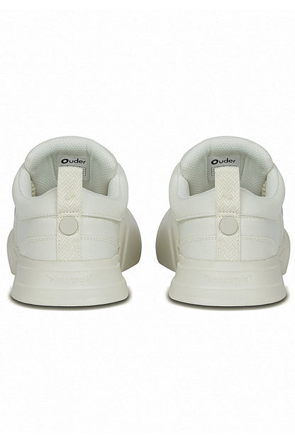 Triple White Low-Top Sneaker - Wolvess