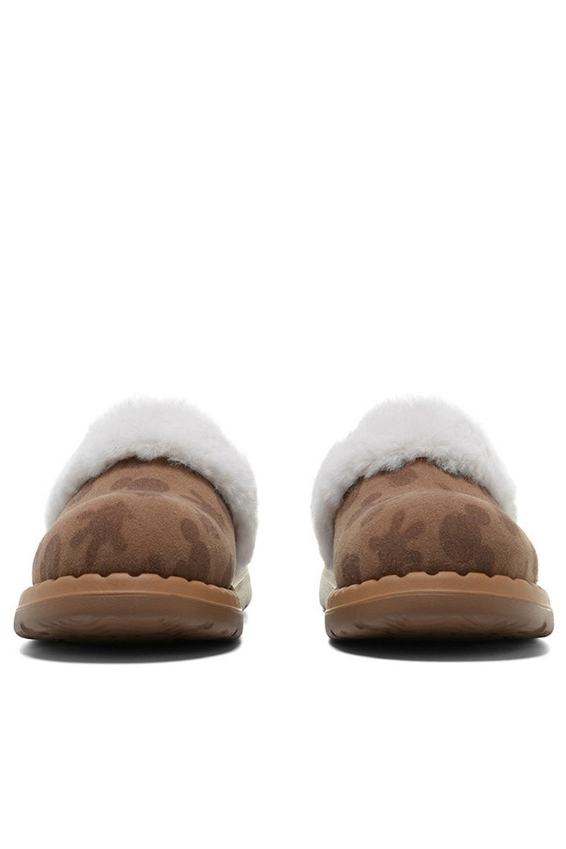 Mickey Pattern Fuzzy Slippers Brown - Wolvess