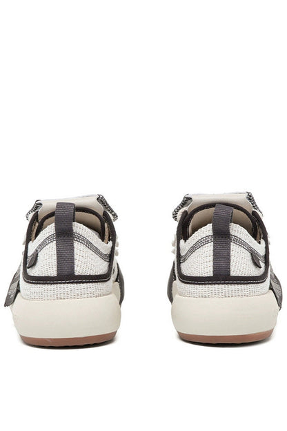 Tag Canvas Sneakers - Wolvess