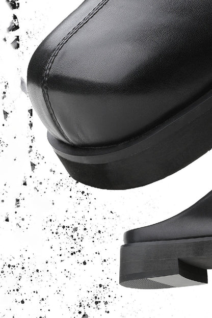 Black Minimalist Leather Mules - Wolvess