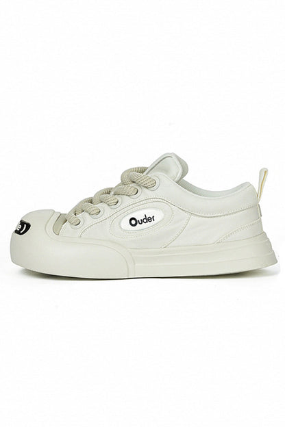 Triple White Low-Top Sneaker - Wolvess