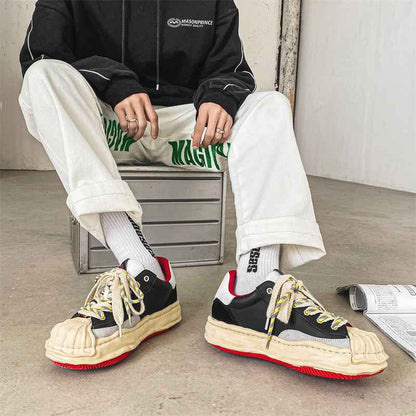 22020 EMA 12 Sneakers