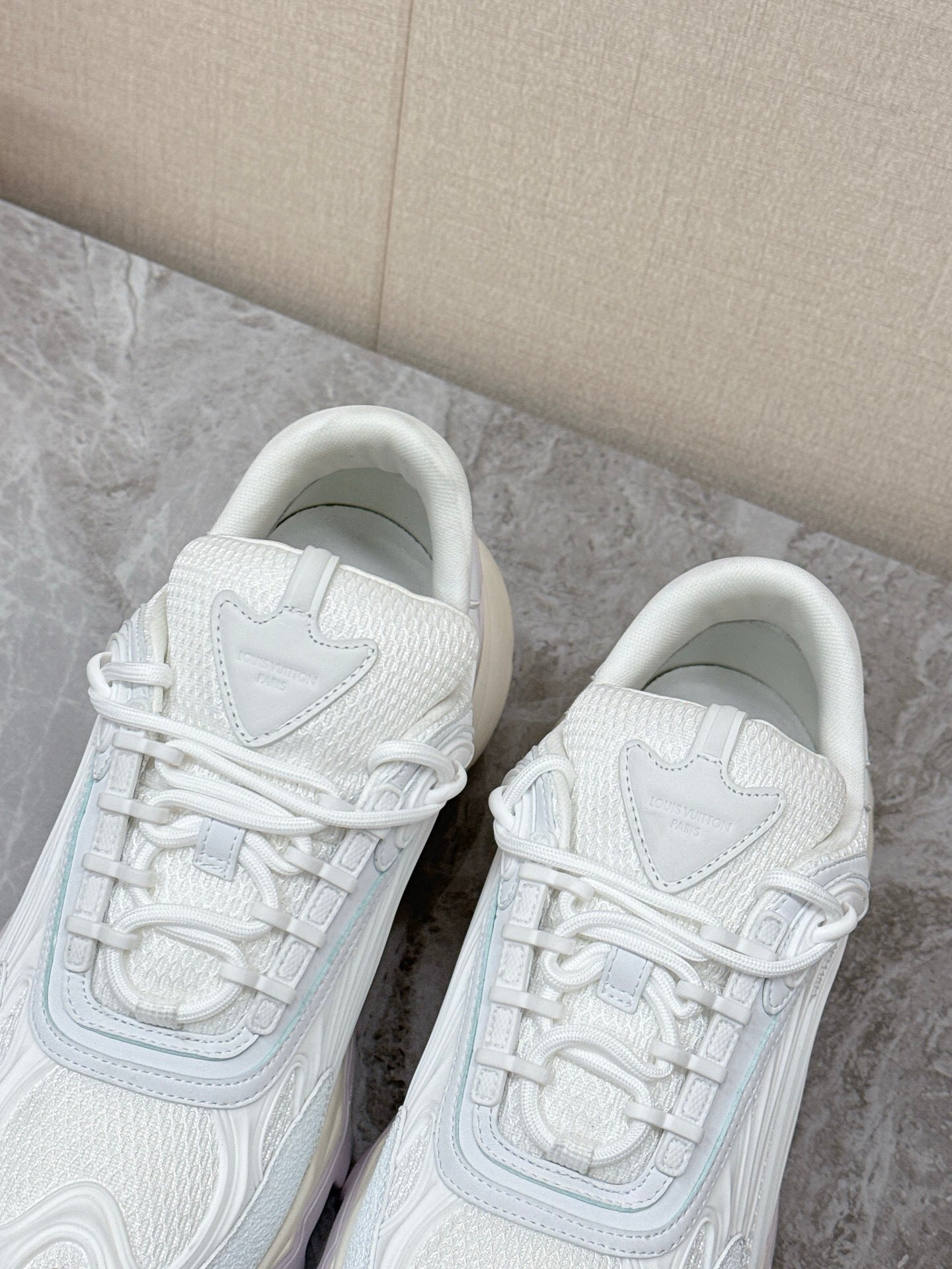 LV Monogram Runner AS00440 - Wolvess