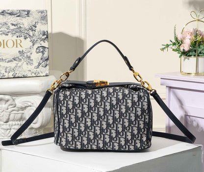 VL - Luxury Edition Bags DIR 154