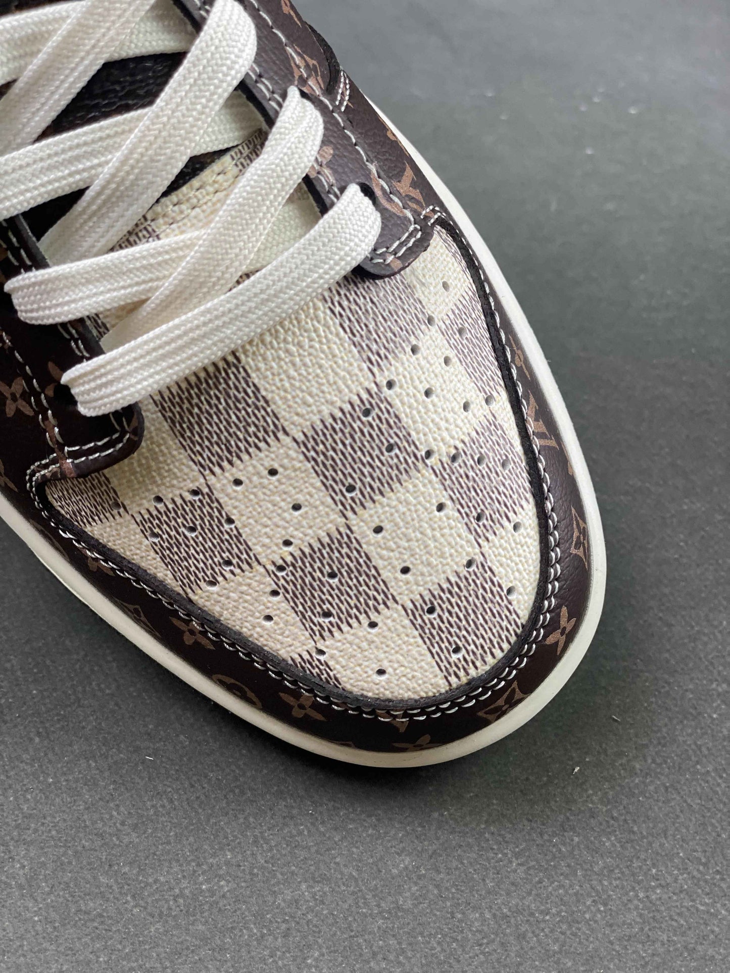 Custom Air Jordan 1 LV SJ2068-255 - Unique Style and Authenticity