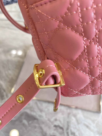 VL - Luxury Edition Bags DIR 326