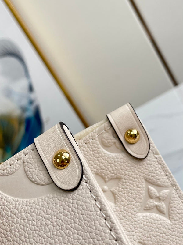 Wolvess - LOV Bags - 243 Wolvess