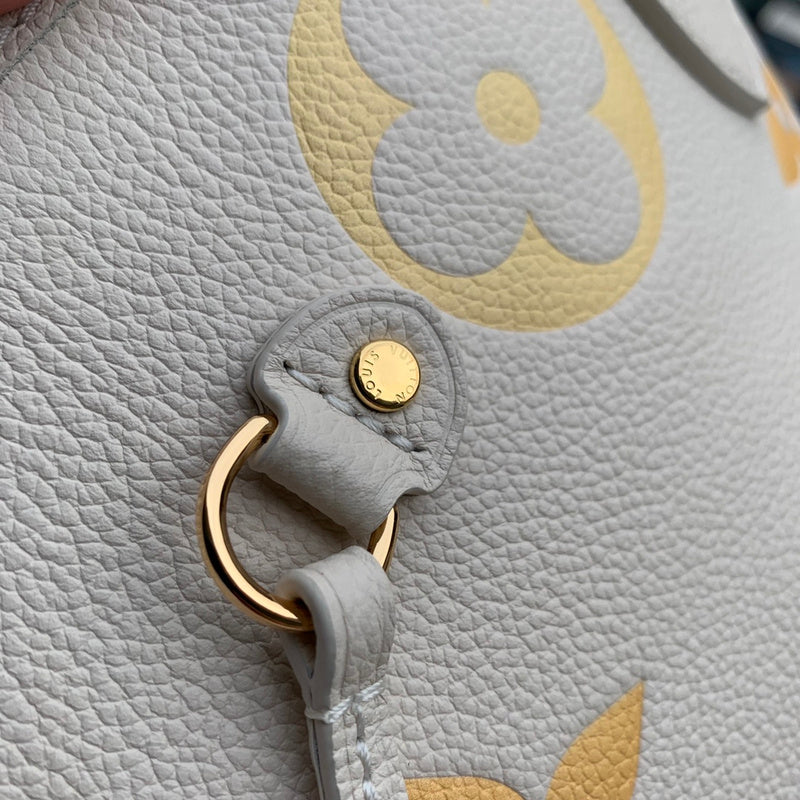 Wolvess - LOV Bags - 214 Wolvess