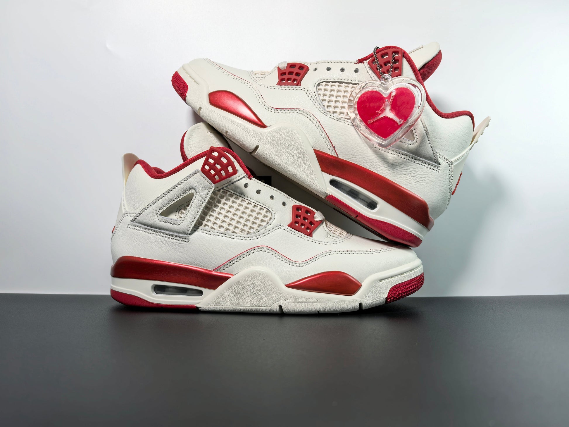 Air Jordan 4 Retro HV0823-108 Luxury Urban Wear