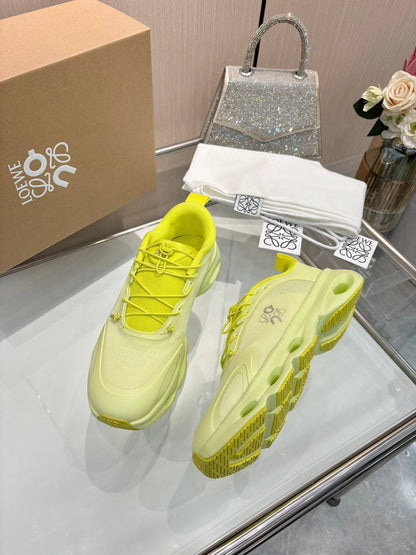 LOEWE x On Cloudsolo loewe