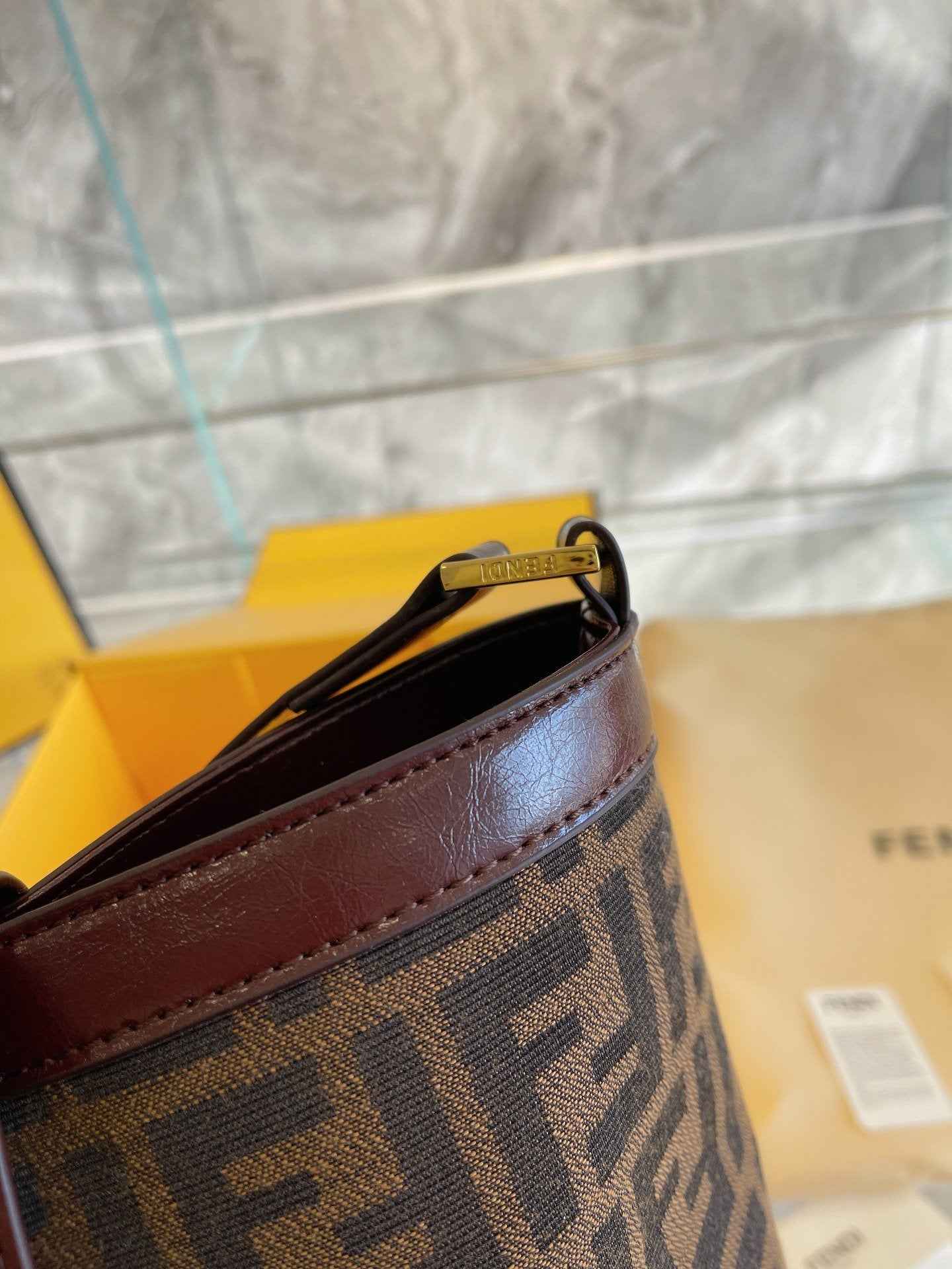 VL - Luxury Edition Bags FEI 144