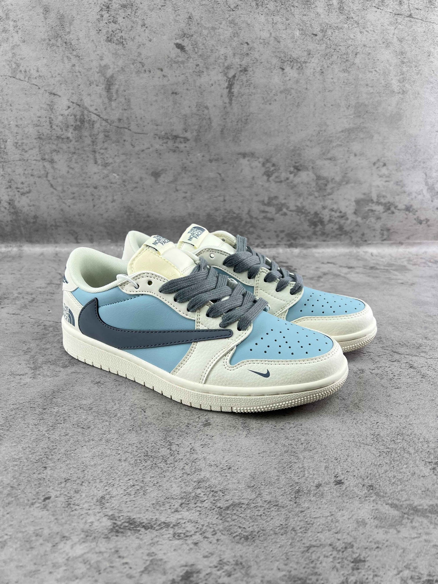 Custom Travis Scott x Air Jordan 1 x The North Face SJ2068 105