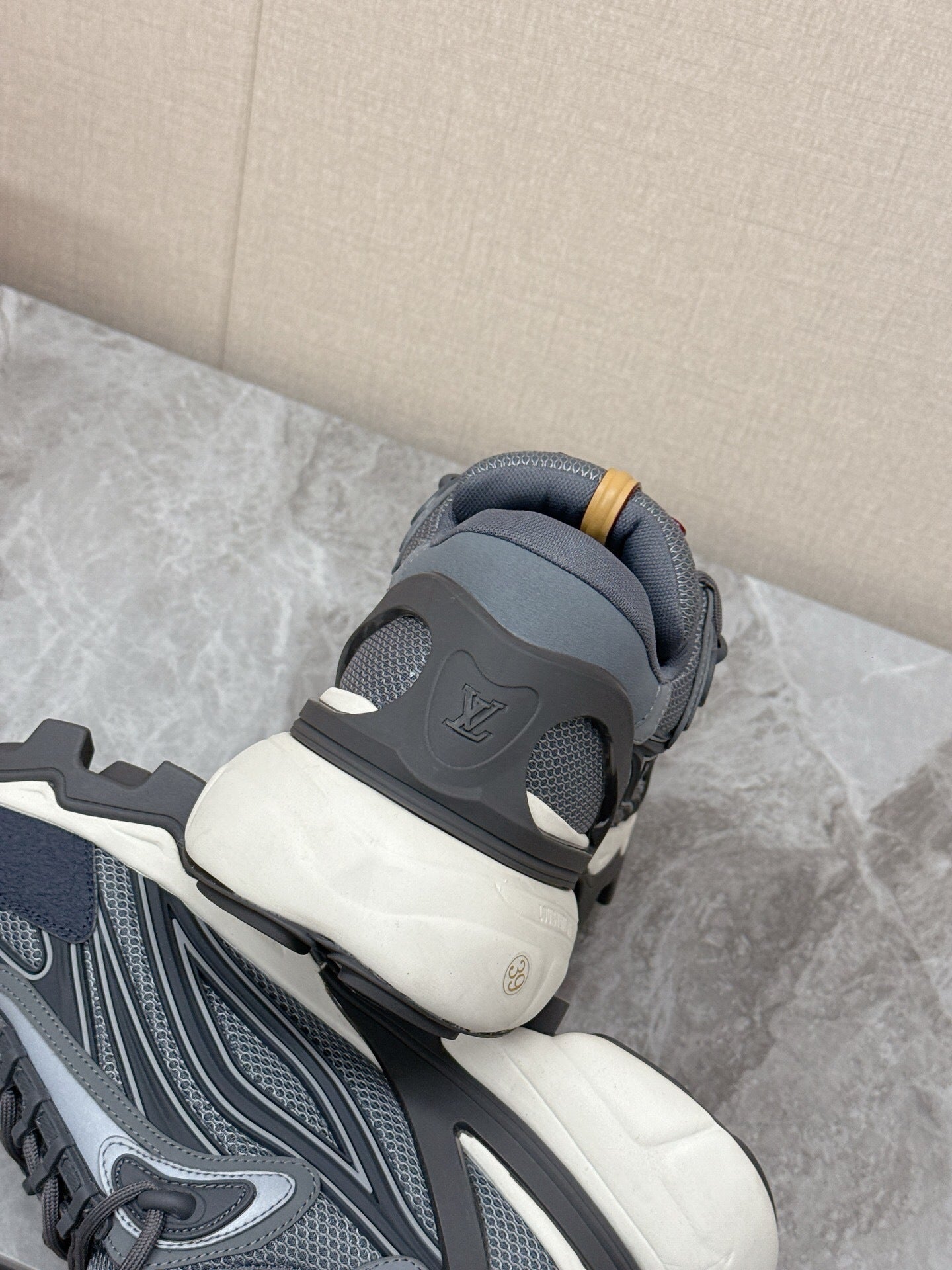 LV Monogram Runner AS00440 - Wolvess