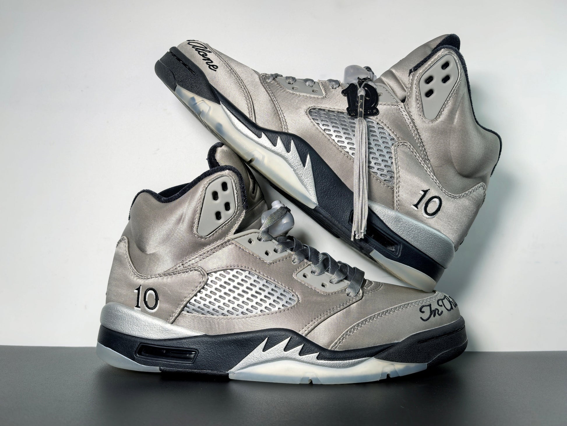 Air Jordan 5 WMNS “Wings”5 Luxury Urban Wear