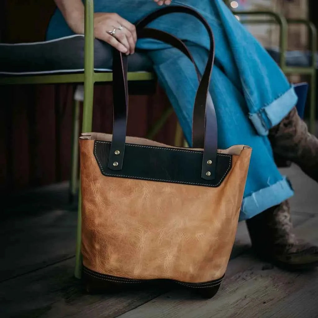 The Naomi Leather Tote Bag - Saddle Tan Bull Sheath Leather