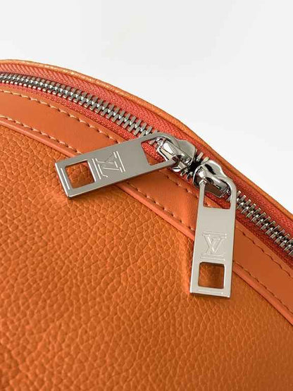 LUV TAKEOFF BACKPACK AEROGRAM ORANGE 16.9IN/43CM