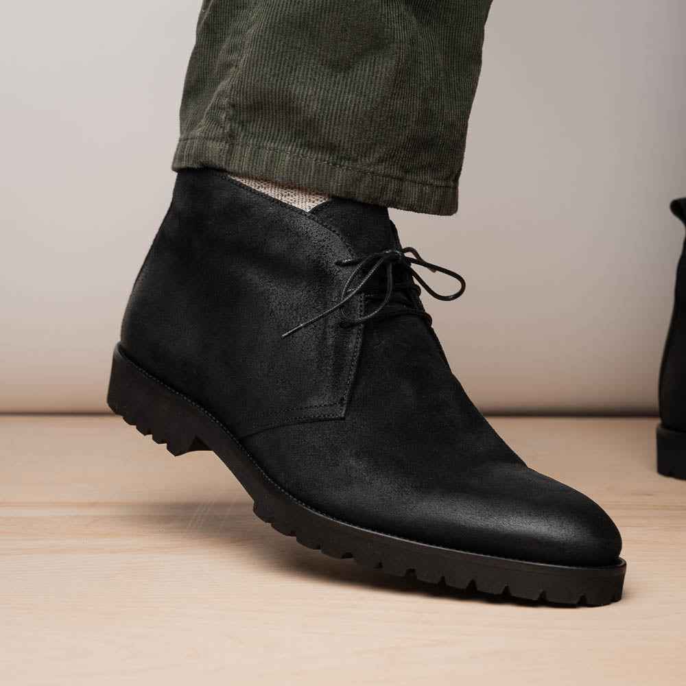 46-602-BLK REZZA Suede Calfskin Chukka Boot Black Zelli Italia