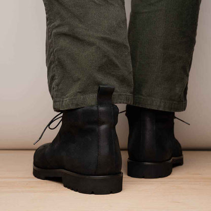 46-602-BLK REZZA Suede Calfskin Chukka Boot Black Zelli Italia