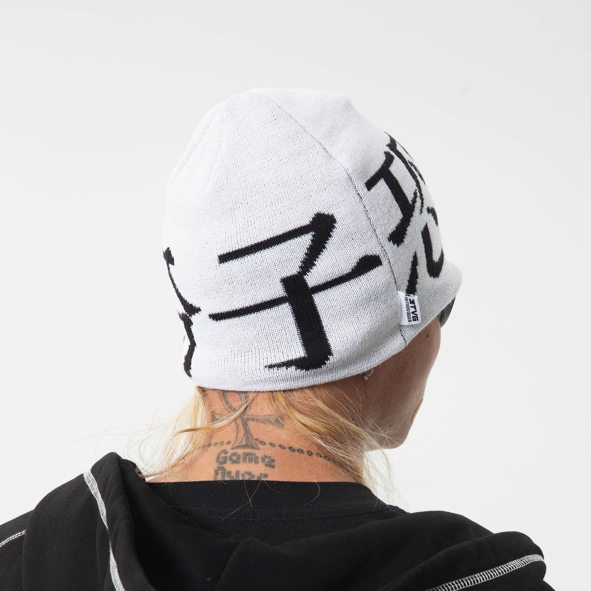 Gothic Rune Beanie - Wolvess