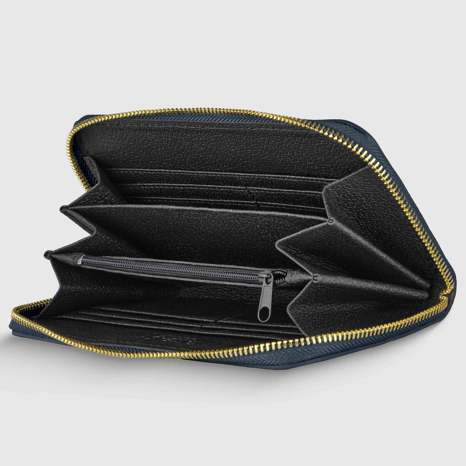 Italian Genuine Calf Leather Wallet 651088 TAKEASY