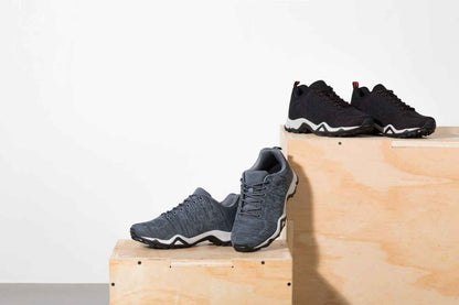 CALTO - Q103 - 2.4 Inches Taller (Black/Red) - Super Lightweight Tallmenshoes.com