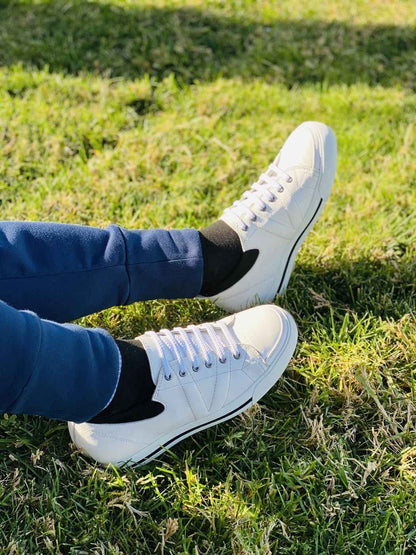TOTO - D8171 - 2.4 Inches Taller (White/Black) Tallmenshoes.com
